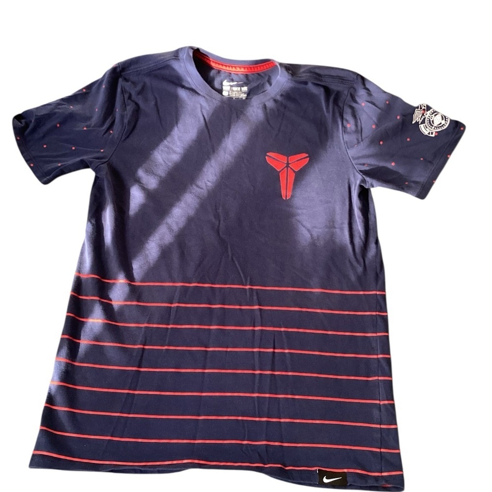 Nike KOBE Olympic USA shirt, red stripes & stars, navy blue T-shirt size Small